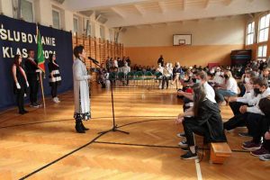 Pasowanie klas pierwszych