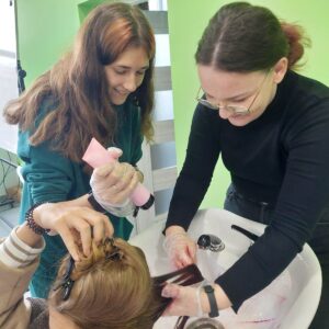 koloryzacja włosów