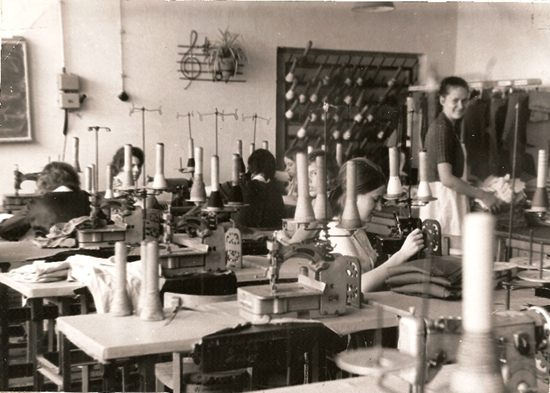 w pracowni krawiectwa